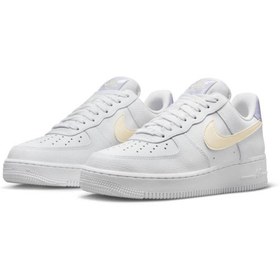 Resim Nike Air Force 1 '07 Kadın Sneaker Ayakkabı 