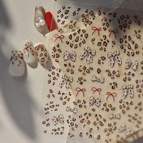 Resim Acı Leopar Desenli Tatlı Serin Fiyonk Tırnak Stickerları 