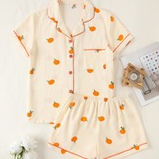 Resim Kadınlar için Rahat Meyve Desenli Pijama Takımı - Kısa Kollu Şort ile Canlı Turuncu ve Yeşil Baskı, Elastik Bel Şort, Polyester Kumaş, Yaz için Mükemmel, Yetişkin Rahat Giyim | Eğlenceli Baskı | Parlak Dokuma 