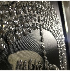 Resim Ayna Çerçeveli Kanvas Tablo Gümüş Simli Küpeli Afrikalı Kadın 