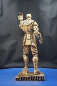 Resim Thanos Marvel Avengers Heykel Biblo Süper Gücün Simgesi Hediyelik Aksesuar 35 Cm Altın 