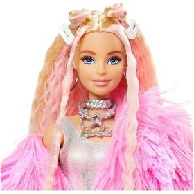 Resim Oyuncak Barbie Extra Bebeği Barbie Pembe Ceketli Barbie 