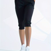 Resim Kadınlar İçin Yüksek Esneklikli Kapri Tayt - Siyah, Nefes Alabilen ve Şık Boho Spor Pantolon, Tüm Mevsimlerde Rahatlık, Kolay Bakım, Pilili Tasarım, Spor ve Günlük Kullanıma Uygun, Şık Atletik Giyim | Saydam Olmayan Kumaş, Egzersiz Taytları 