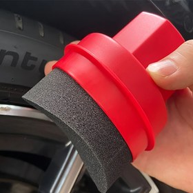 Resim Kolay Tutuşlu Ergonomik Saplı Kontur Lastik Temizleme Fırçası - Çift Dokulu Süngerli, Kimyasalsız Araba Lastiği Temizleyici, Kavisli Lastikler İçin, Araç Yıkama Aksesuarları, Dayanıklı Tasarım, Araç Bakımı 