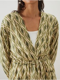 Resim LC Waikiki LCW Modest Şal Yaka Desenli Oversize Kadın Kimono 