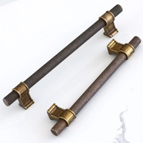Resim Badem10 Hisar Antik Sarı Metal Kulp 128 mm Tırtıklı Desen Mobilya Çekmece Mutfak Dolabı Dolap Kulpları 