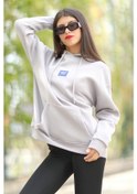 Resim Kadın Gri Süs Etiket Baskılı Kapüşonlu Oversize Kanguru Cepli Sweatshirt - 25103 Gri 