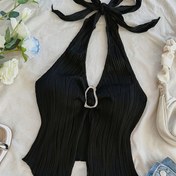 Resim Kadınların Seksi Asimetrik Halter Yaka Üstü Metal Toka Detayı ile - Kolsuz, Siyah, Kumaş, Zarif ve Şık Tasarım, Günlük veya Resmi Durumlar için, Resmi Halter Üstü | Asimetrik Etek | Yapı, Halter Üstü 
