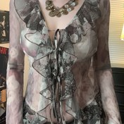 Resim Kadınların Vintage Çiçek Desenli V Yaka Uzun Kollu Hırka, Ruffle Detaylı - Hafif Polyester, Bahar/Yaz Rahat Giyim İçin Mükemmel, Çiçek Desenli Bluz 