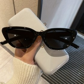 Resim Kadınlar için Yıldız Punk Tasarımlı Kedi Gözü Moda Gözlükleri - Hafif Plastik Çerçeve, Siyah Tonlu Dekoratif Lensler & Metal Menteşeler Partiler, Kulüp Geceleri, Günlük Kullanım İçin Şık Cateyes, Rahat Gözlük 