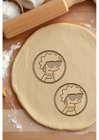 Resim Simpson Kurabiye Kalıbı, Hamur Şekillendirici, Bisküvi Kalıbı, Kolay Kesim Ucu Beyaz 