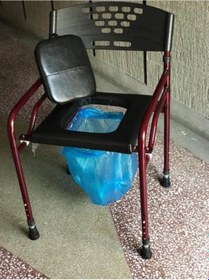 Resim Medikal Hasta Klozeti Hasta Tuvaleti Klozet Yükseltici Her Yerde Kullanıma Uygun Katlanabilir 