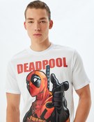 Resim Bisiklet Yaka Pamuklu Kısa Kollu Lisanslı Deadpool Tişört 