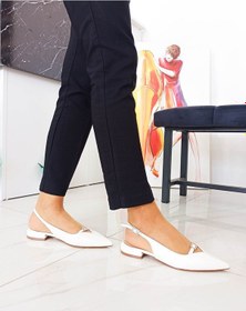 Resim Beyaz Renk Rugan Bilekten Bantlı Taşlı Kadın Babet Ayakkabı 001 