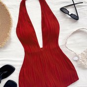 Resim Kadınlar İçin Seksi Bohem Kırmızı Dokulu Derin V Yaka Kolsuz Tulum - Dar Kalan Mini Boy Açık Sırt ve Köşe Omuz Çizgili, Makinede Yıkanabilir Her Mevsim Şık Parti Plaj Günlük Giyim - Canlı Kırmızı Bayan Tulunu Akşam Etkinlikleri İçin Zarif & Rahat, Orta Esnek Kumaş, İnce Silüet Yetişkinler için Uygun, Plaj Gezileri Ve Casual Stil İçin Ideal 