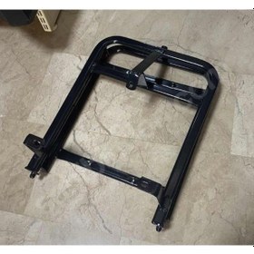 Resim Moto Gusto Santa 125 Kızaklı Kurye Çanta Demiri Ergoline Sürgülü Pizzacı Paket Demiri Arasmto Siyah 