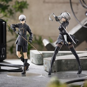 Resim Barren Earth Kıyamet Savaşı 2B 9S Anime Heykeli Figür Küçük Hediye Oda Dekorasyonu Noel Hediyesi 