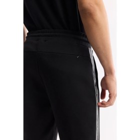 Resim AVVA Erkek Siyah Beli Lastikli Bağcıklı Bi-Stretch İnterlok Örme Regular Fit Şort A51Y3628 