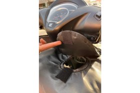 Resim Pinlock Scooter Diz Örtüsü Su Geçirmez ve Esnek Tasarım ile Rahat Sürüş Deneyimi Sunar 