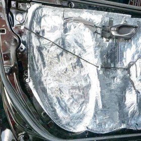 Resim Bant Evi Araç Oto Ses Isı Yalıtım Bandı 5cmx5mt Alüminyum Folyolu Kauçuk Bant Izolasyon Malzemesi 