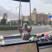 Resim Sevimli Salıncak Araba Süsü - Halloween & Noel Dekoru için PVC Dikiz Aynası Asma Süs, Mükemmel Hediye Fikri 
