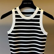Resim Kadınların Çizgili Örgü Tank Üstü - Dar Kesim, Rahat Yaz Crop Top, Yuvarlak Yaka, Orta Esneklik, Siyah ve Beyaz Dikey Çizgiler, Kolsuz, Rahat Giyim İçin Mükemmel, Yaz Rahat Giyim | Şık Düzgün Tasarım | Örgü Yapısı, Bayan Tank Üstü 