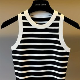 Resim Kadınların Çizgili Örgü Tank Üstü - Dar Kesim, Rahat Yaz Crop Top, Yuvarlak Yaka, Orta Esneklik, Siyah ve Beyaz Dikey Çizgiler, Kolsuz, Rahat Giyim İçin Mükemmel, Yaz Rahat Giyim | Şık Düzgün Tasarım | Örgü Yapısı, Bayan Tank Üstü 