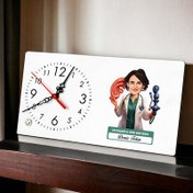 Resim En Başarılı Kadın KBB Doktoru Karikatürlü Masa Saati 