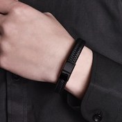 Resim Erkekler İçin Retro Örgülü Suni Deri Bileklik - Şık Dokuma Tasarım, Günlük veya Resmi Kullanım için Dayanıklı ve Çok Yönlü Aksesuar, Ona Hediye Edime Uygun, Minimalist Takı, Zarif Metal Tokalı 