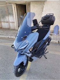 Resim Motocam Kuba Chia 125 Siperlik Ön Cam 2023 2024 Model 65cm Açıkfüme Renkli 4mm Orta Boylu Cam 