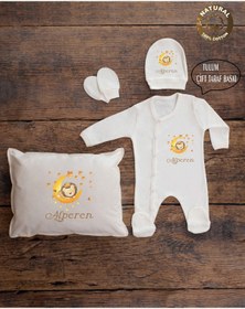 Resim yzc home size dair... E82 Ty Ekru Renk Isme Özel Isimli Baskılı Bebek Yastık Tulum Şapka Eldiven Set Hastane Çıkışı 