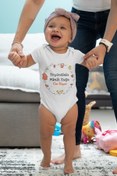Resim BabyLimon Unisex Bebek Beyaz Teyzesinin Can Kuşu Desenli Kısa Kol Body 