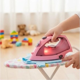 Resim Scntoys Oyuncak Buharlı Pilli Ütü Ses Efektli Işıklı Gerçekçi Su Eklenebilir Dumanlı Oyuncak Ütü Evcilik Set 