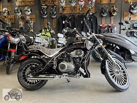 Resim MOTOBİKE 06'DAN 2025 CAPPADOCIA125 OTOMATİK FARKSIZ TAKSİT 