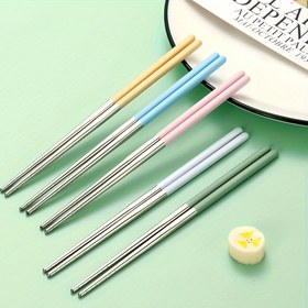 Resim Paslanmaz Çelik Yemek Çubukları Taze Meyve Rengi Makaron Rengi Bölünmüş Yemek Çubukları Ev Mutfak Alaşımlı Kaymaz Yanmaz Yemek Çubukları Bir Kişi Bir Çubuk Babalar Günü Hediyesi Öğrenci Ofis Dış Mekan Seyahat Piknik Yemek Çubukları 