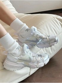 Resim Nike V2K Run Kadın Beyaz Sneaker HF9997-100 