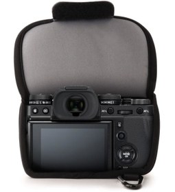 Resim MegaGear Fujifilm X-T3, X-T2 Neopren Kamera Kılıfı 