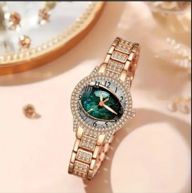 Resim cayon Saati : Elmas İşlemeli Zarafet ve 32mm'nin Kusursuz Uyumu" 