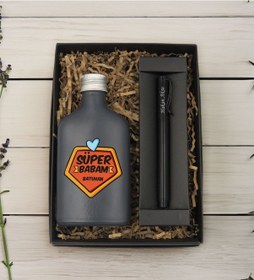 Resim Bk Gift Kişiye Özel İsimli Baba Temalı Antrasit Tasarım Cam Şişede Kolonya 200 Ml & Siyah Metal Roller Kalem Hediye Seti-2, Babaya Hediye, Babalar Gün 