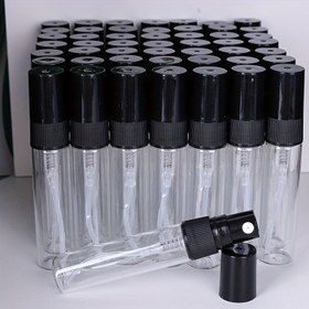 Resim 50 adet 5ml Mini Cam Sprey Şişeleri Siyah Kapaklarla - İnce Sis Seyahat Parfüm & Makyaj Atomizeri, Seyahat veya DIY Kullanımı için Taşınabilir Doldurulabilir Sıvı Kapları, Kozmetik Sprey Şişeleri | Şık Şişe Tasarımı | Ambalaj 