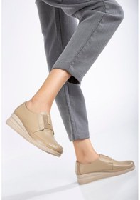 Resim Dilimler Ayakkabı Hakiki Deri Ortopedik Kadın Dolgu Topuklu Ayakkabı Bej Elastik Bantlı Bağsız-3304 Bej 