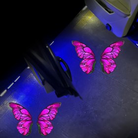 Resim 2'li LED Araba Kapı Logo Projeleyici Işıklar, Pille Çalışan 200-350 Lümen, Dekoratif Çok Katmanlı Mercek Deseni, Hoşgeldiniz Adım Işığı, Kapı Gece Işığı, Pilsiz 