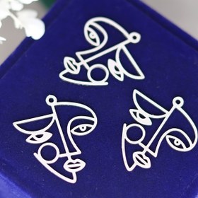 Resim 3 adet Picasso–Ilhamı Soyut Bayan Yüz Portresi Boncuklar, Paslanmaz çelik Pendentler, DIY Takı Yapımı için, Kolye ve Küpeler El Sanatı Aksesuarları 