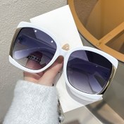 Resim 1 Adet Kadınlar İçin Büyük Kare Çerçeveli Moda Gözlük, Metal Menteşeli, Günlük ve Resmi Kıyafetler için Şık Tasarım, Modern Tarz, Hafif Kullanım 