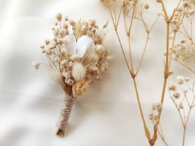 Resim Beyaz Natürel Yaka Çiçeği - 4 Boutonnieres 