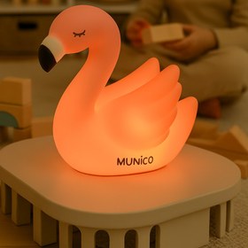 Resim Munico Flamingo Formlu LED Masa Işığı - Pilli, Sıcak Işık Tonlu, Eğlenceli ve Güvenli Kullanım 