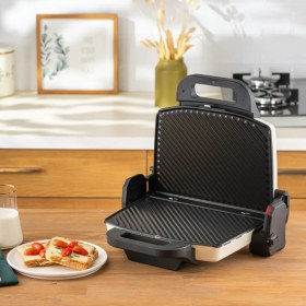 Resim Emsan Bella Gusto Tost Makinesi Krem 