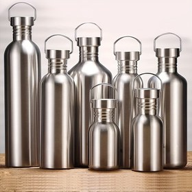 Resim 304 Paslanmaz Çelik Kalın Tek Katmanlı Su Bardağı, Yaz Büyük Kapasiteli Yalıtımsız Açık Hava Sporları Kettle 