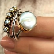 Resim Boho Stil Yüzük Yapay İnci İle Süslenmiş Zarafet Ve Güzelliğin Sembolü Kadınlar İçin Mükemmel Yıldönümü / Doğum Günü Hediyesi Günlük Kıyafetlerle Uyumludur 