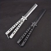 Resim Kelebek Bıçak Tarak, İnce Dişli Paslanmaz Çelik Kıllar, Metal Sap, Düzenli Saç Modeli, Katlanabilir Flip Eğitici - Pratik ve Parmak Becerisi - Güvenli Pratik Eğitim Aracı, Taşınabilir ve Dayanıklı, Kamp için Uygun 